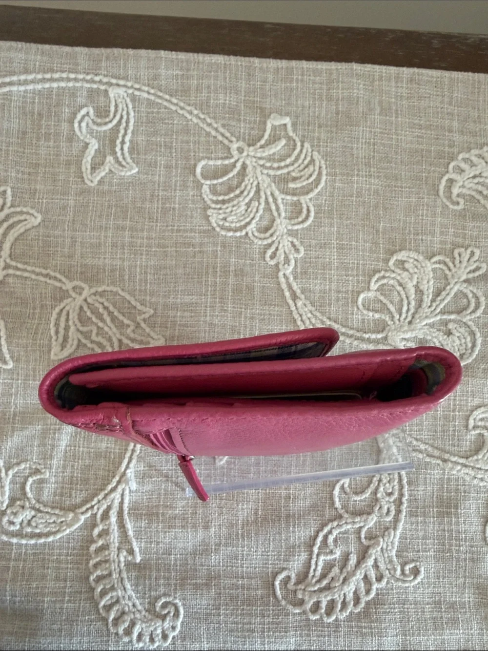 Dockers Fuchsia Pink Sofitel Pebbled Leather Checkbook Trifold Wallet